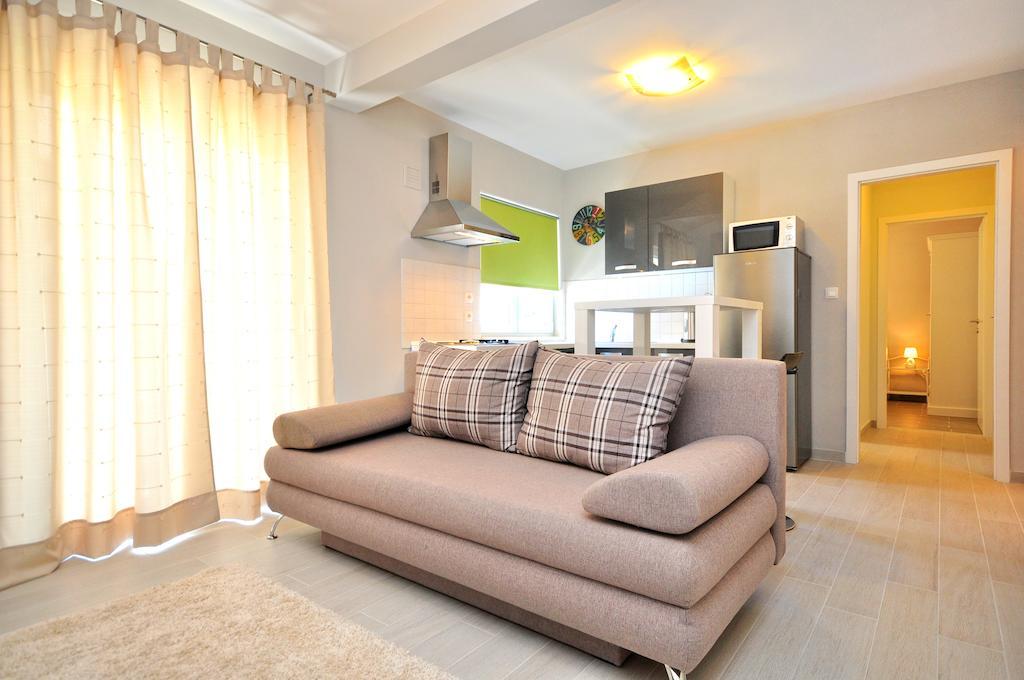 Apartments Sakal Trogir Quarto foto