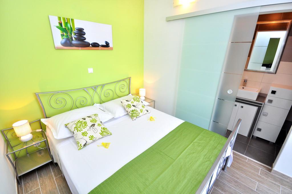 Apartments Sakal Trogir Quarto foto