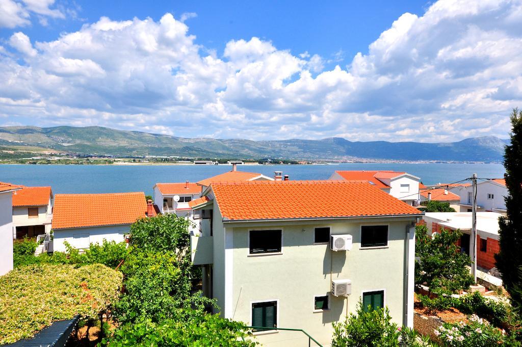 Apartments Sakal Trogir Quarto foto