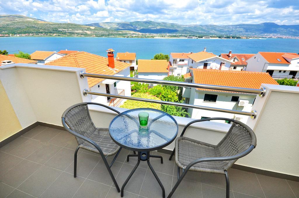 Apartments Sakal Trogir Quarto foto
