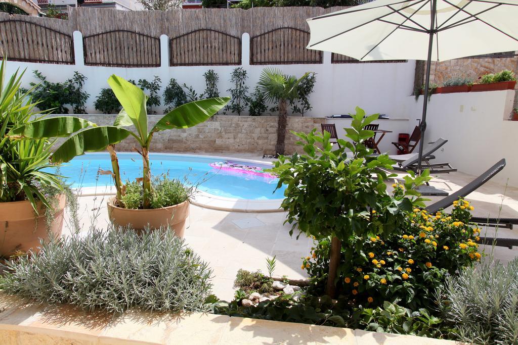Apartments Sakal Trogir Exterior foto